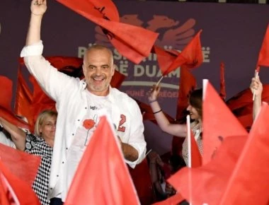 Παραλήρημα από τον ψυχοπαθή Ε.Ράμα: «Η Αλβανία δεν θα βρωμίσει από κάποιους βουνίσιους» Ελληνες